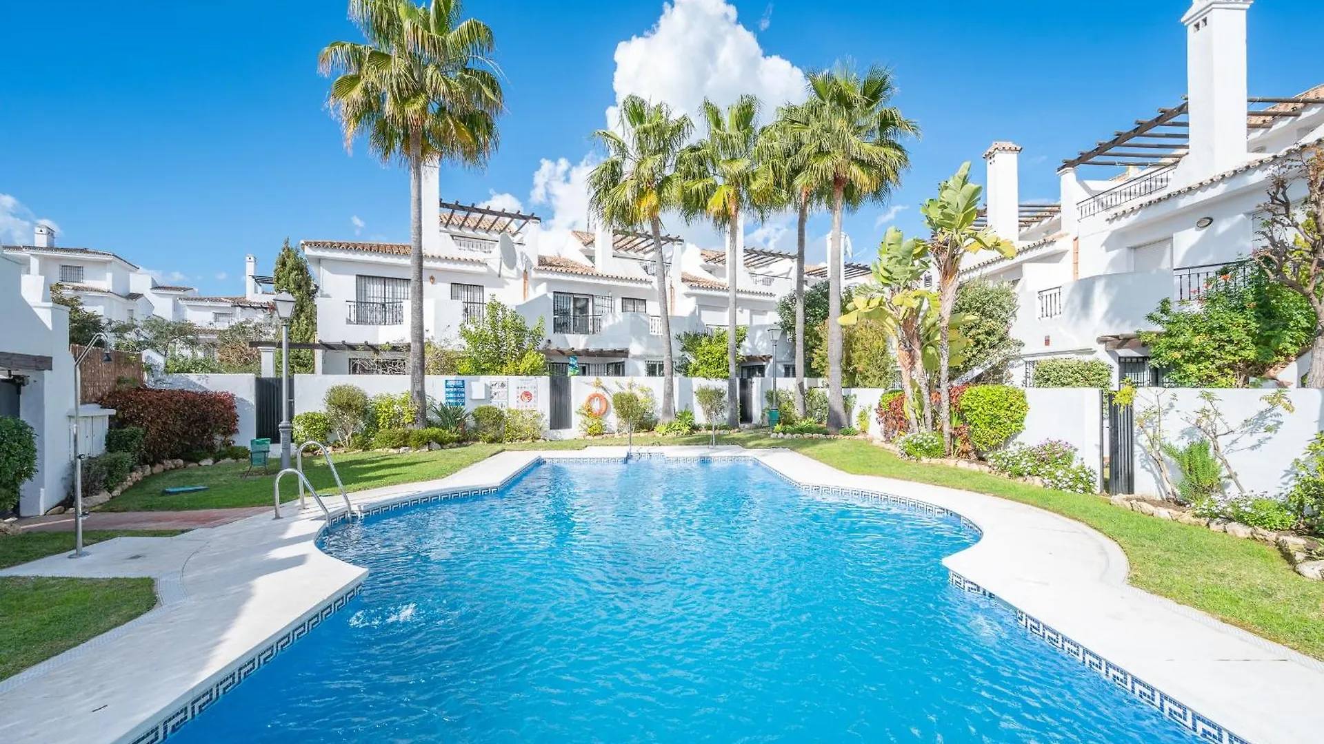 Apartment Atico Los Naranjos Marbella
