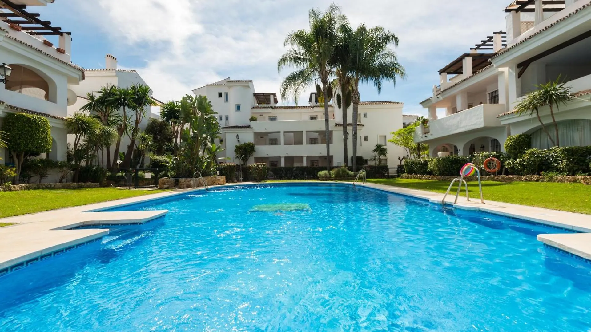 Atico Los Naranjos Marbella