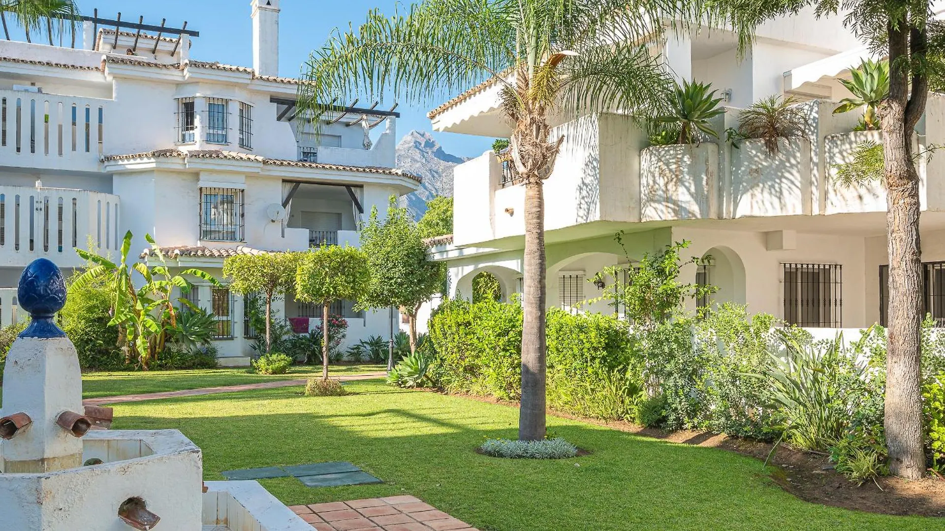 Atico Los Naranjos Marbella Apartment