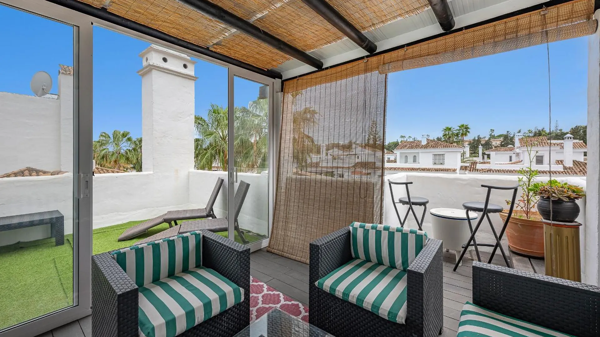 Apartment Atico Los Naranjos Marbella